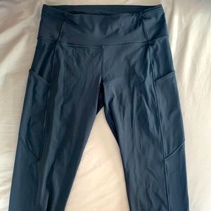 Lululemon Fast & Free 25’ Navy Leggings, lightly worn, size 8